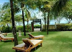 Hotel The Sari Beach Legian