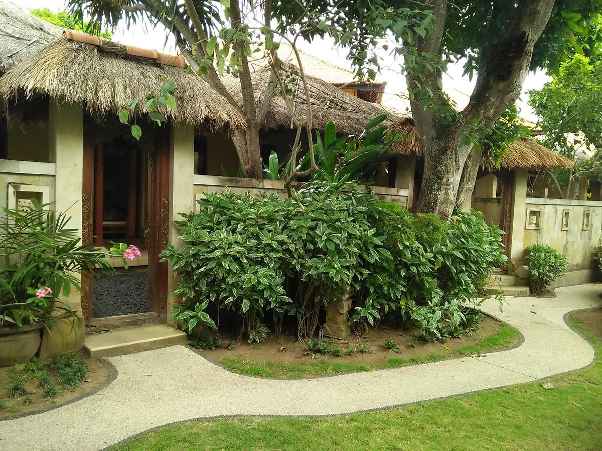 Hotel The Sari Beach Legian